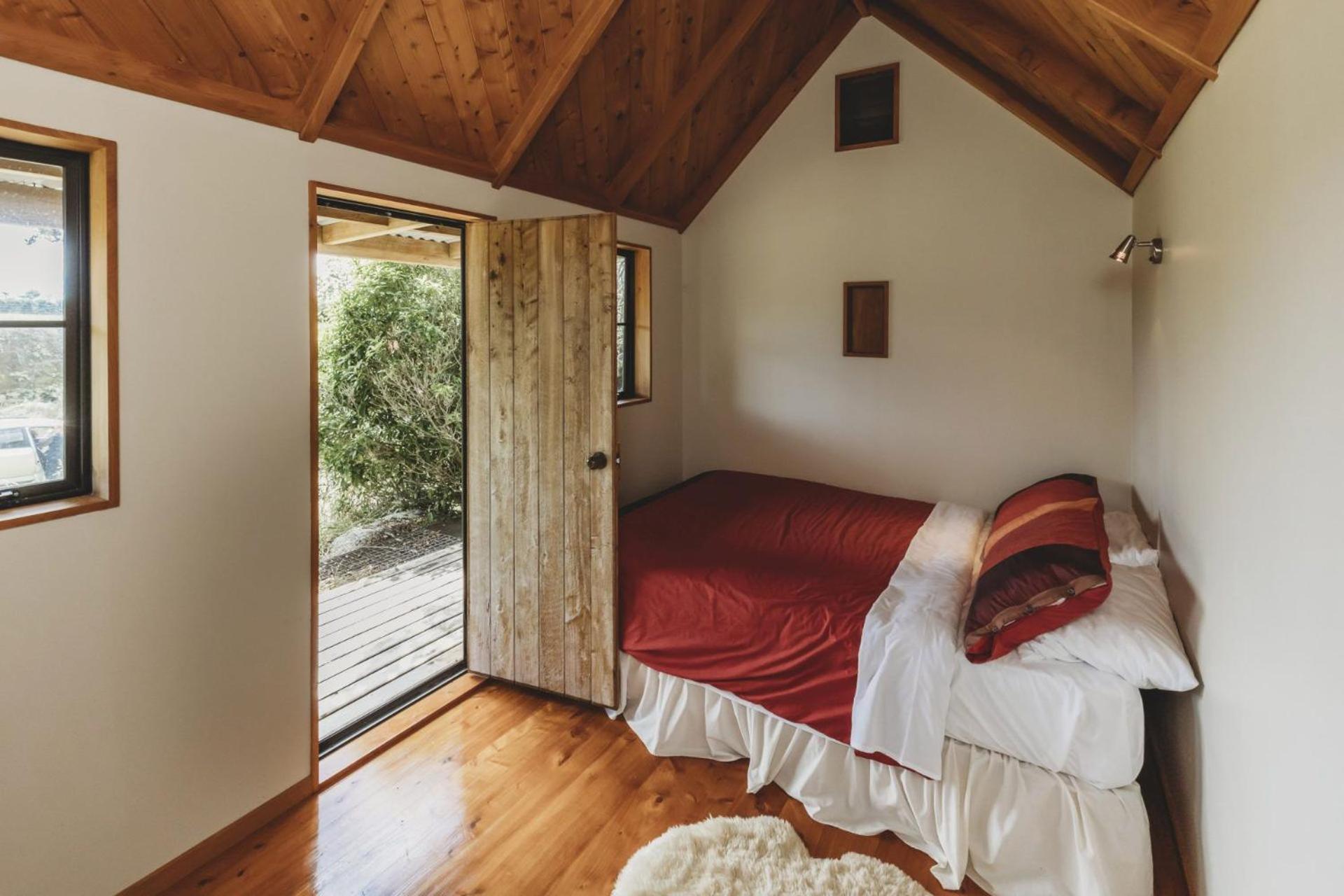 The River Retreat Off The Grid Inglewood Экстерьер фото